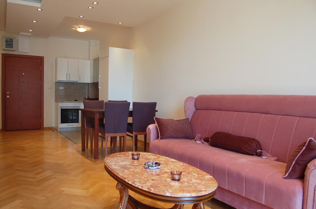 Petrovac Vasiliki Seaside Apartments מראה חיצוני תמונה