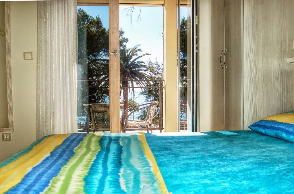 Petrovac Vasiliki Seaside Apartments מראה חיצוני תמונה