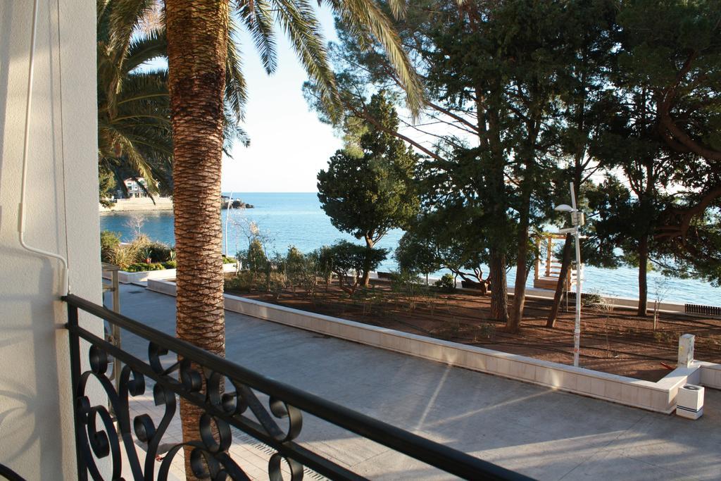 Petrovac Vasiliki Seaside Apartments מראה חיצוני תמונה