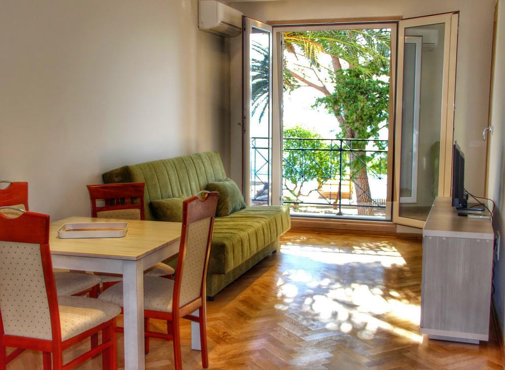 Petrovac Vasiliki Seaside Apartments מראה חיצוני תמונה